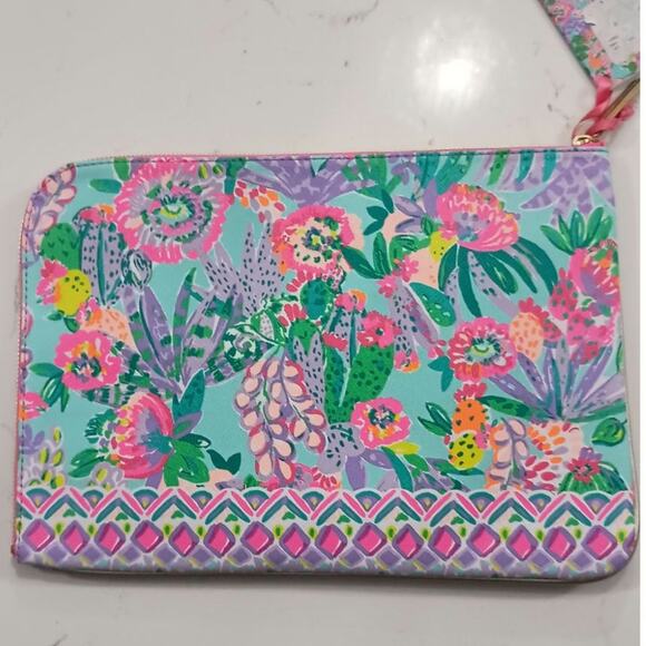 NWT! Lilly Pulitzer bright floral laptop/tab case plus small pouch. Zip close - Picture 3 of 8